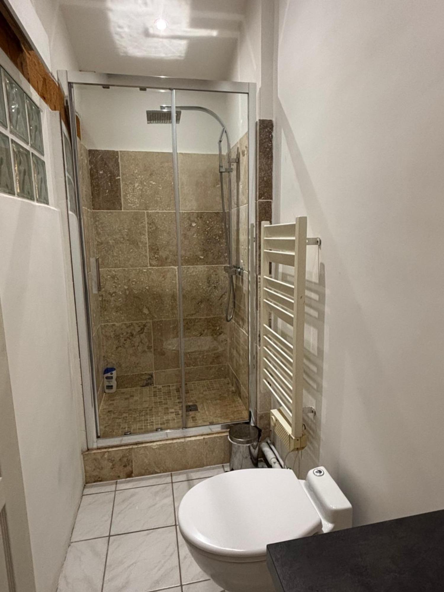 Charmante Petite Maison Avec Terrasse Et Jardin, Proche Tram *